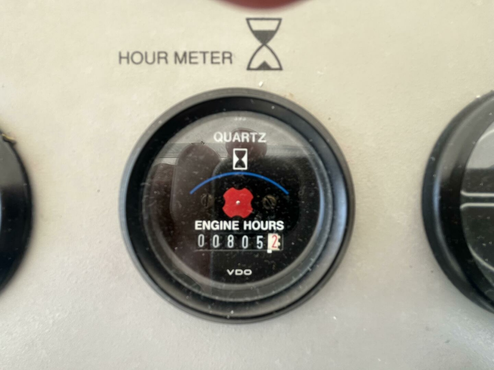 1996 Carver 370 Aft Cabin 37