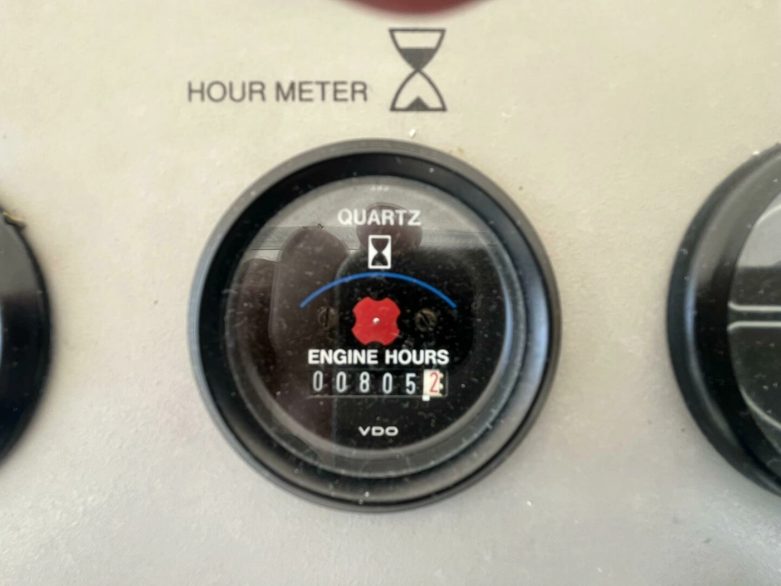 1996 Carver 370 Aft Cabin 37