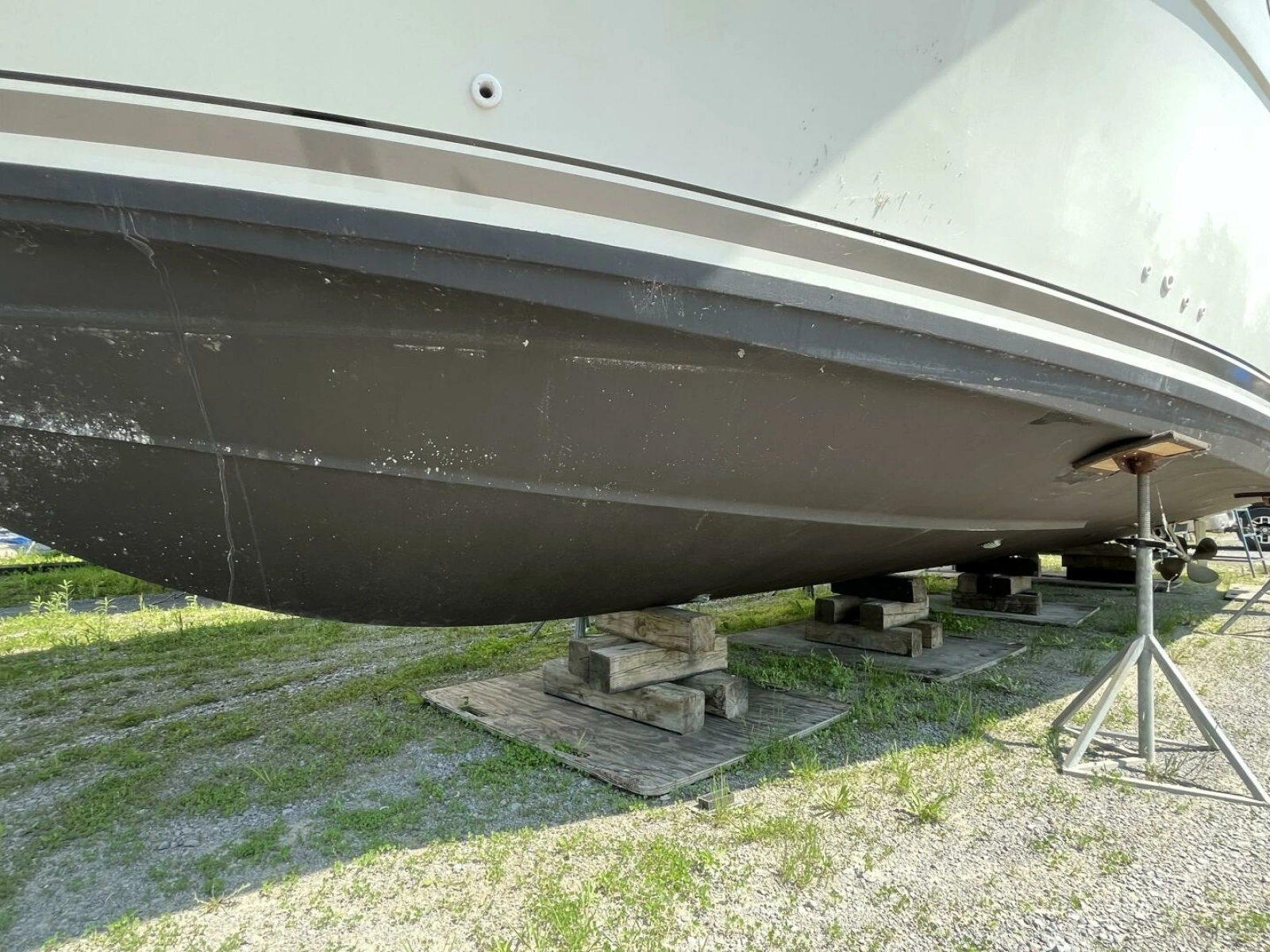 1996 Carver 370 Aft Cabin 37