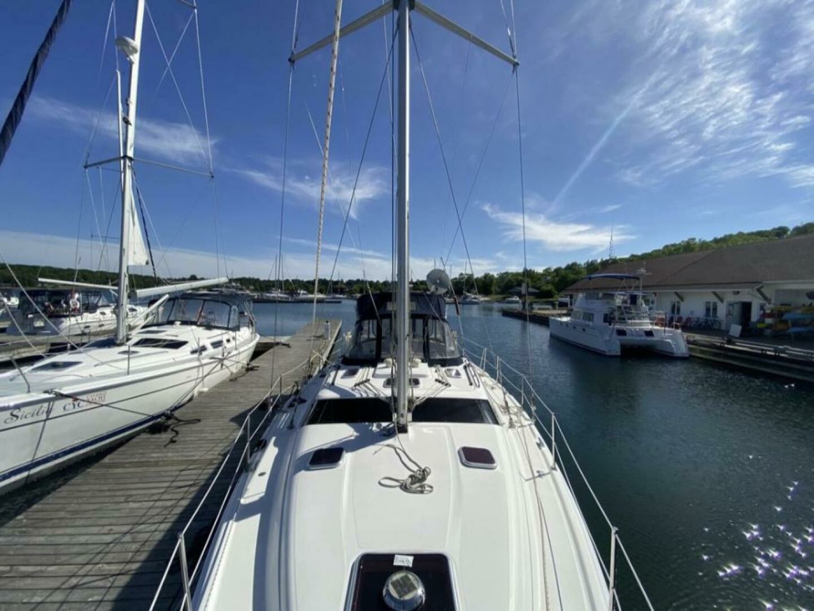 2006 Hunter 45 Center Cockpit 45