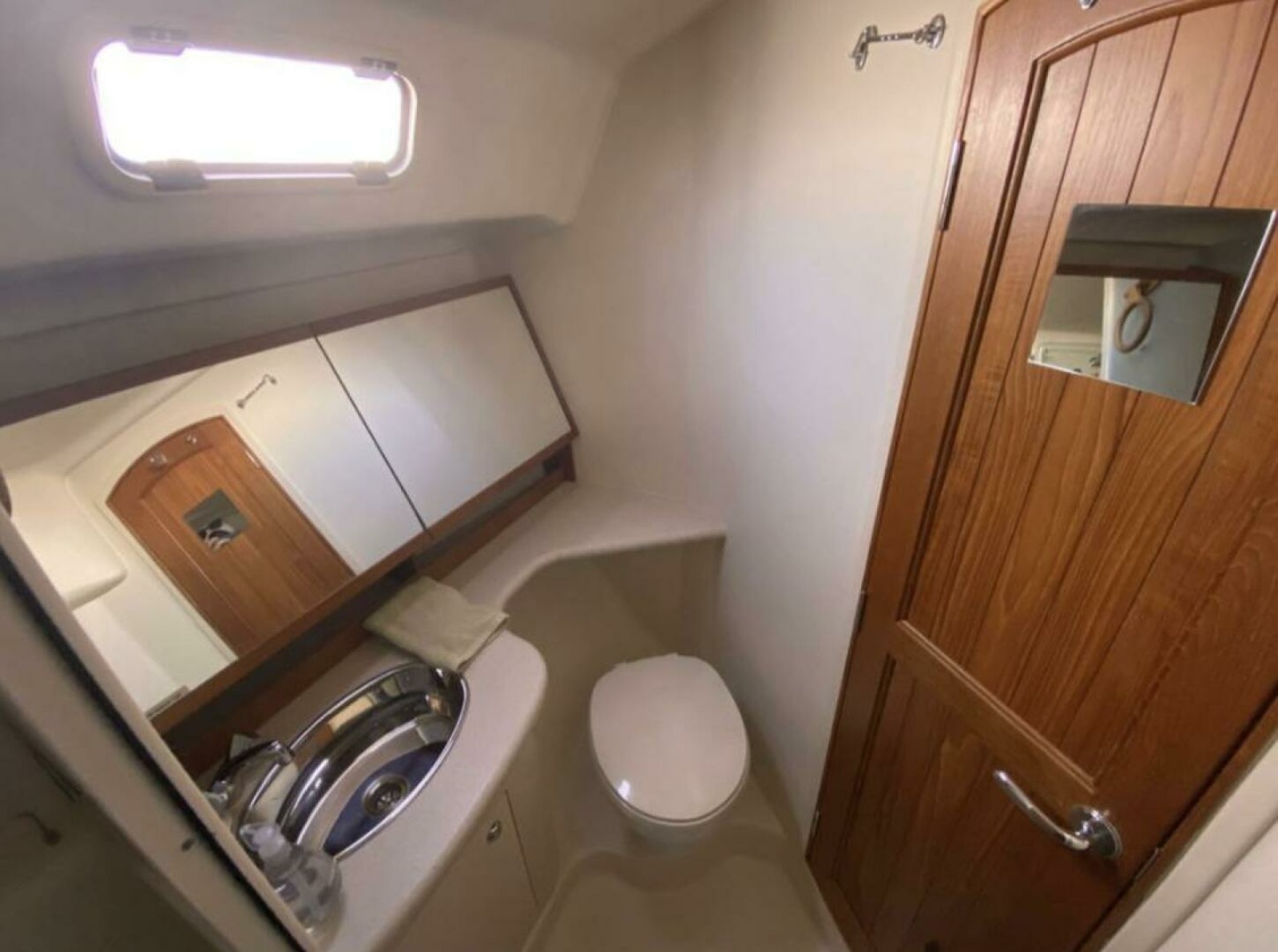 2006 Hunter 45 Center Cockpit 45