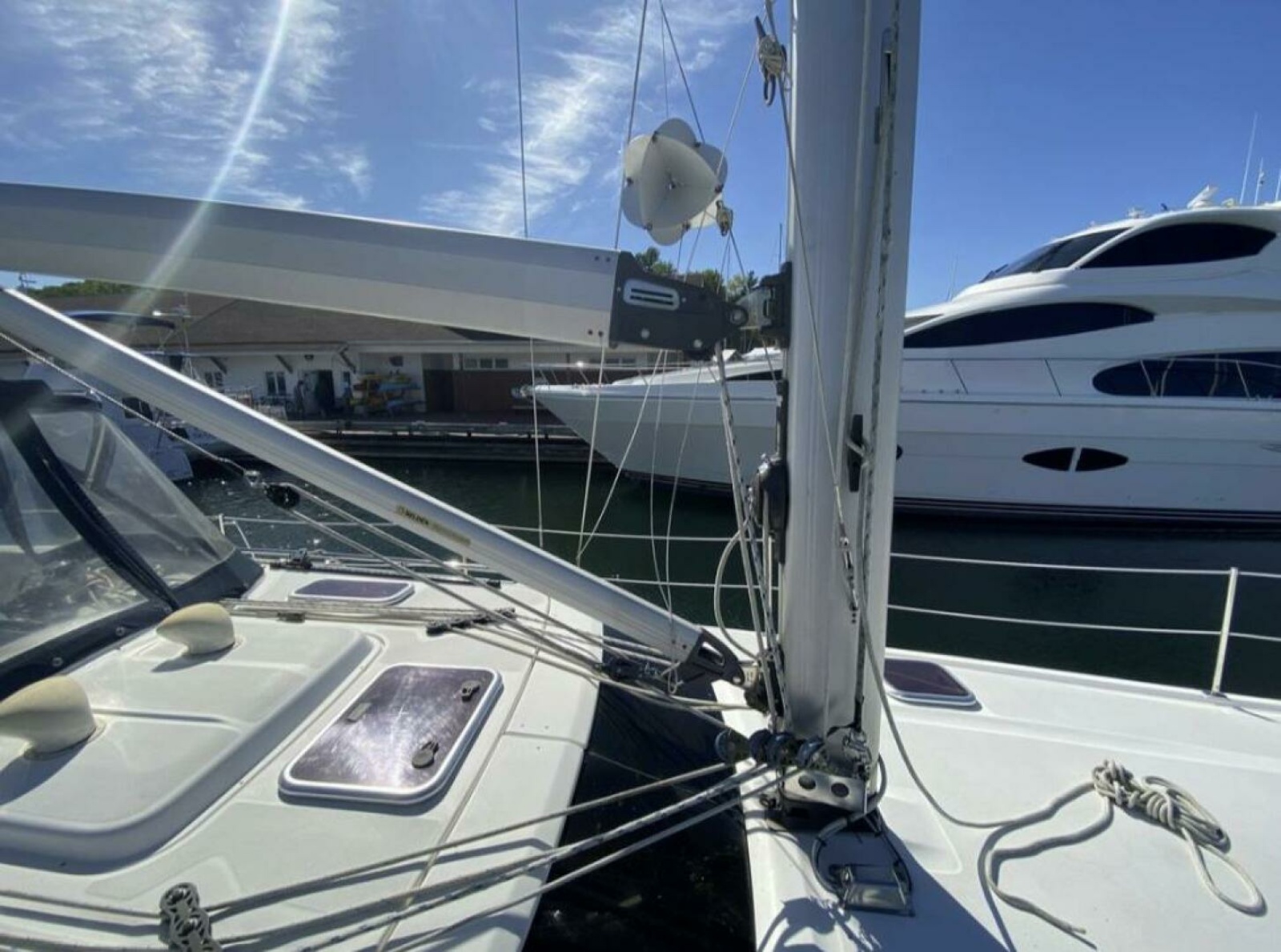 2006 Hunter 45 Center Cockpit 45