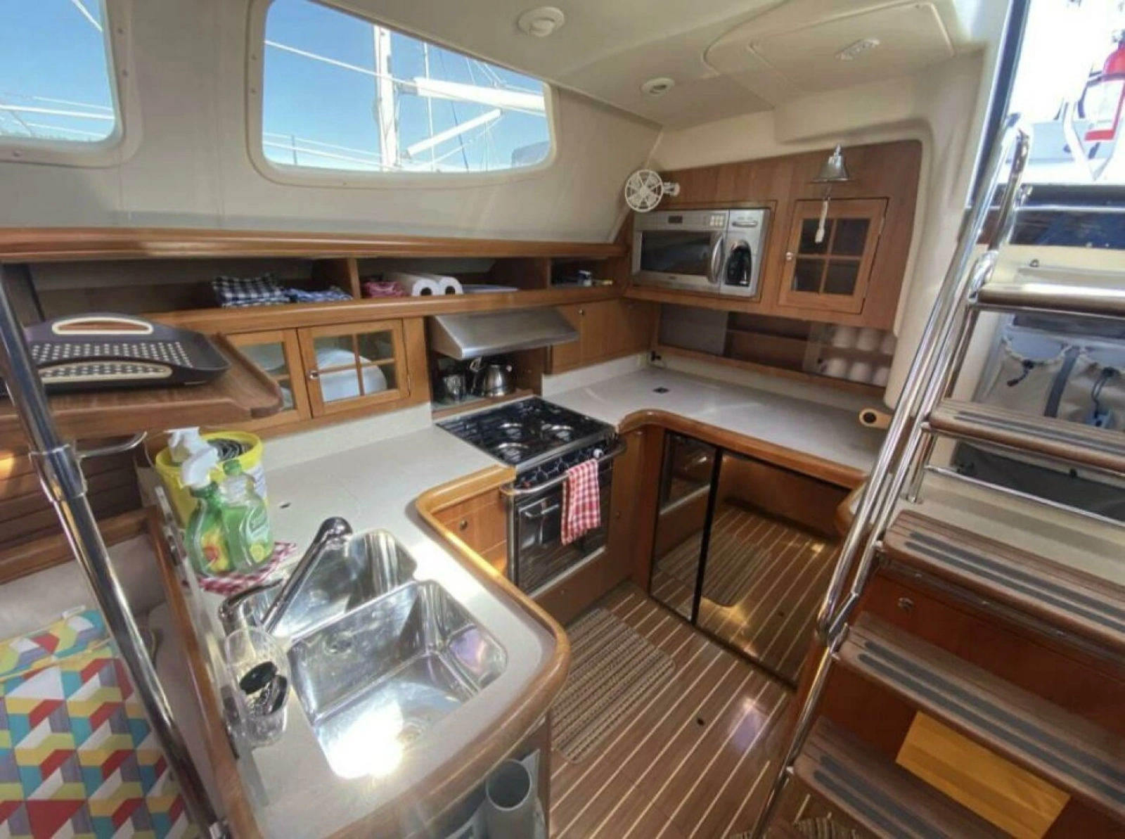 2006 Hunter 45 Center Cockpit 45