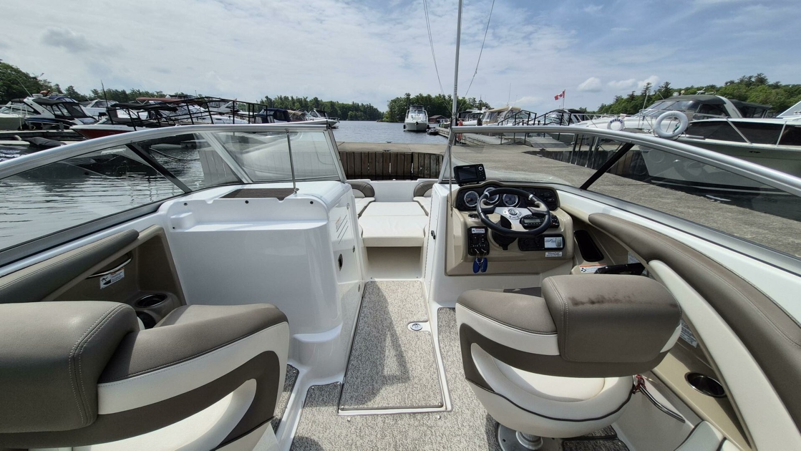 2012 Yamaha Boats 242 Limited 24