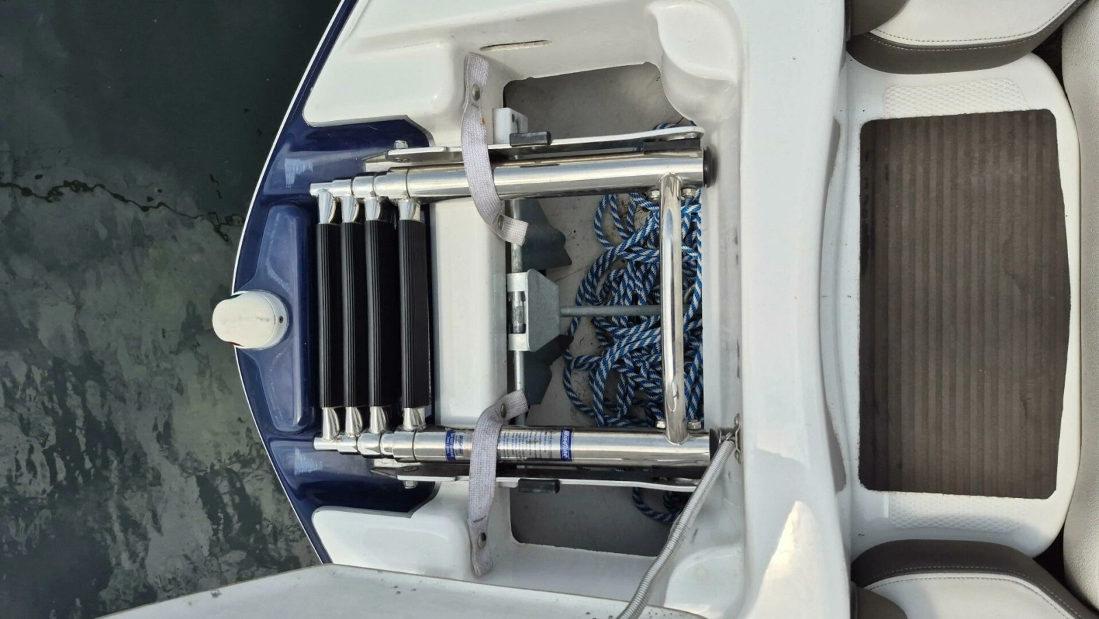 2012 Yamaha Boats 242 Limited 24
