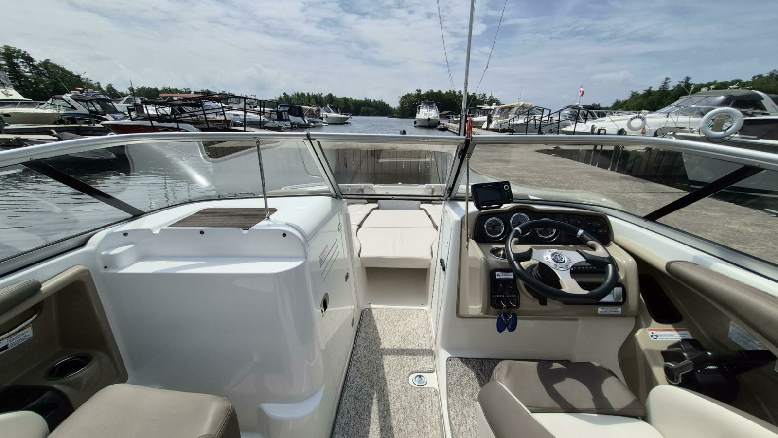 2012 Yamaha Boats 242 Limited 24