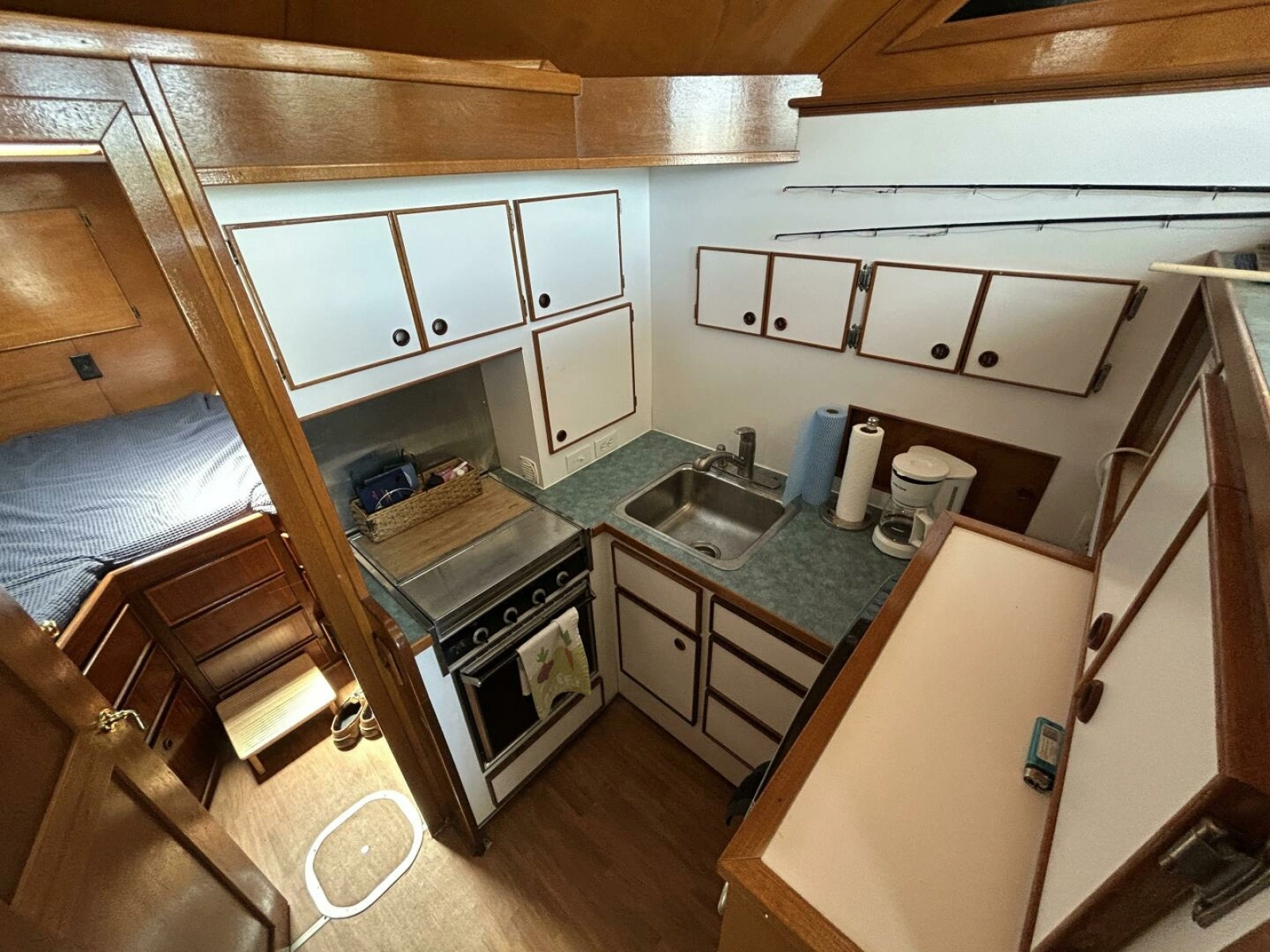 1984 Hatteras 36 Convertible 36
