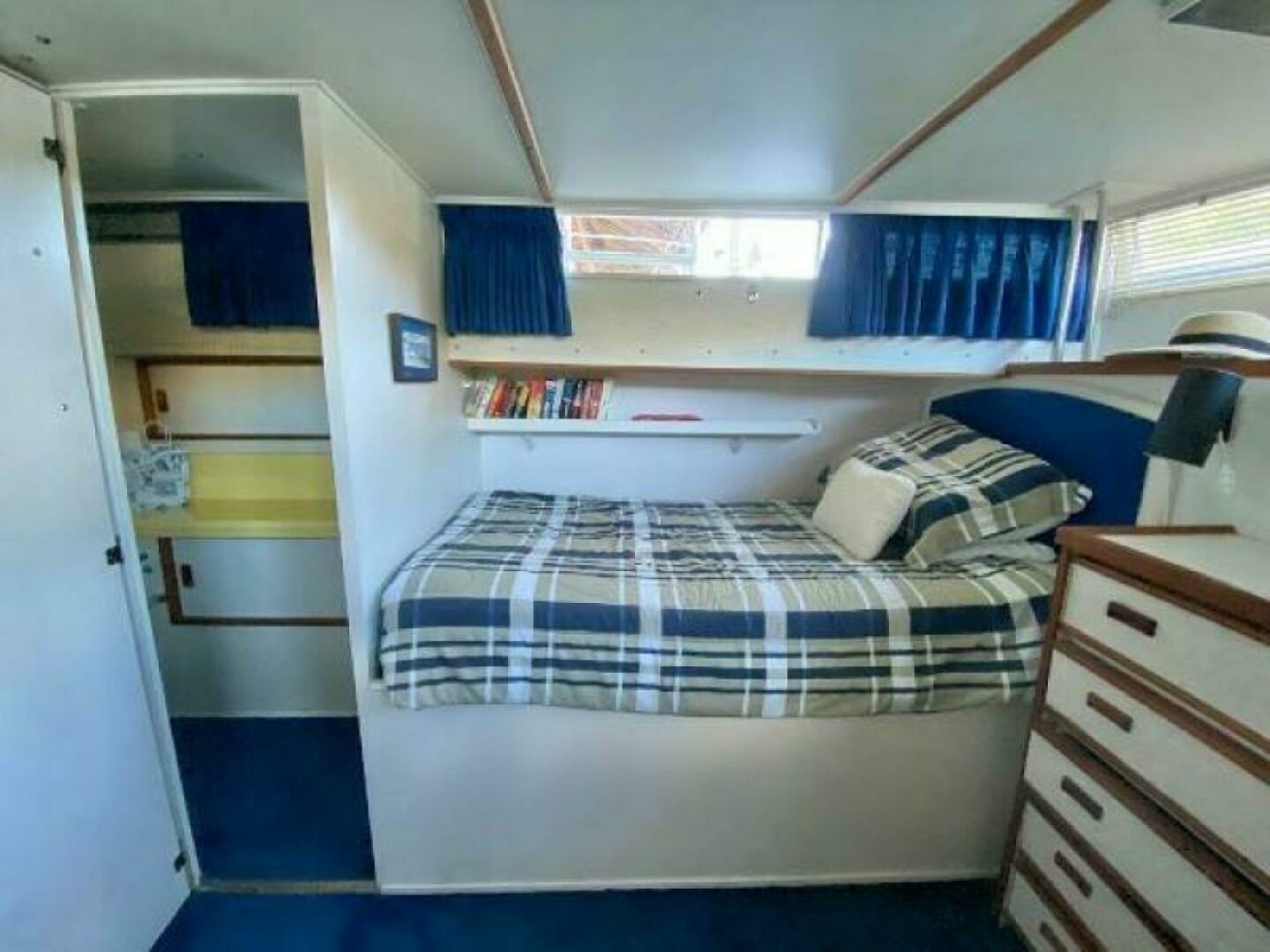 1970 Chris-Craft 42 Commander 42