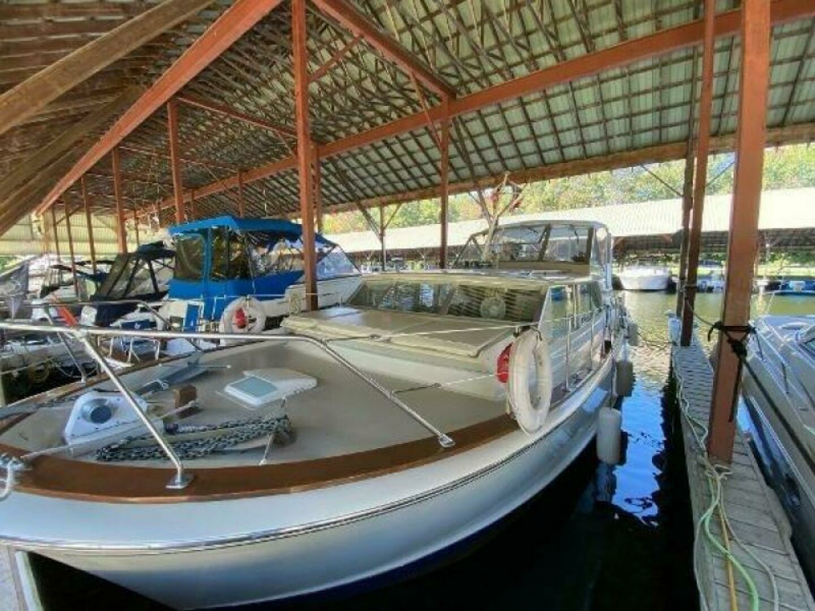 1970 Chris-Craft 42 Commander 42