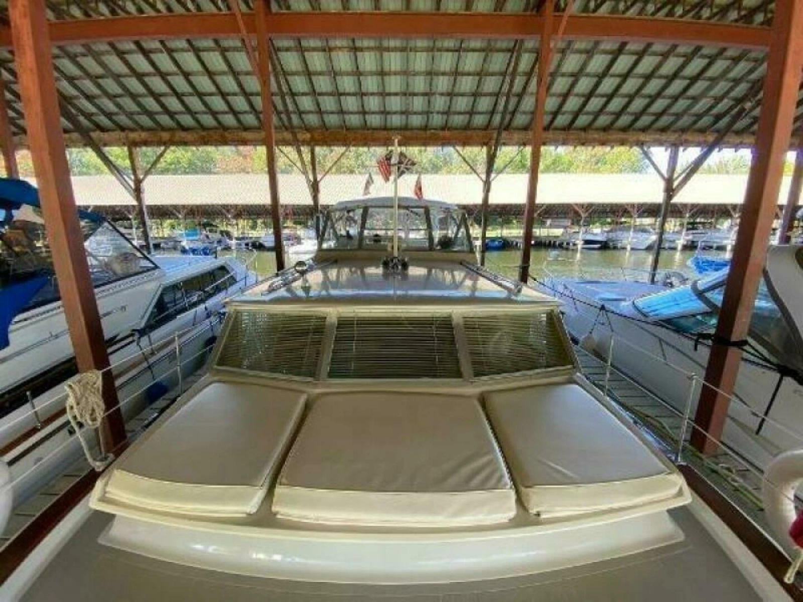 1970 Chris-Craft 42 Commander 42