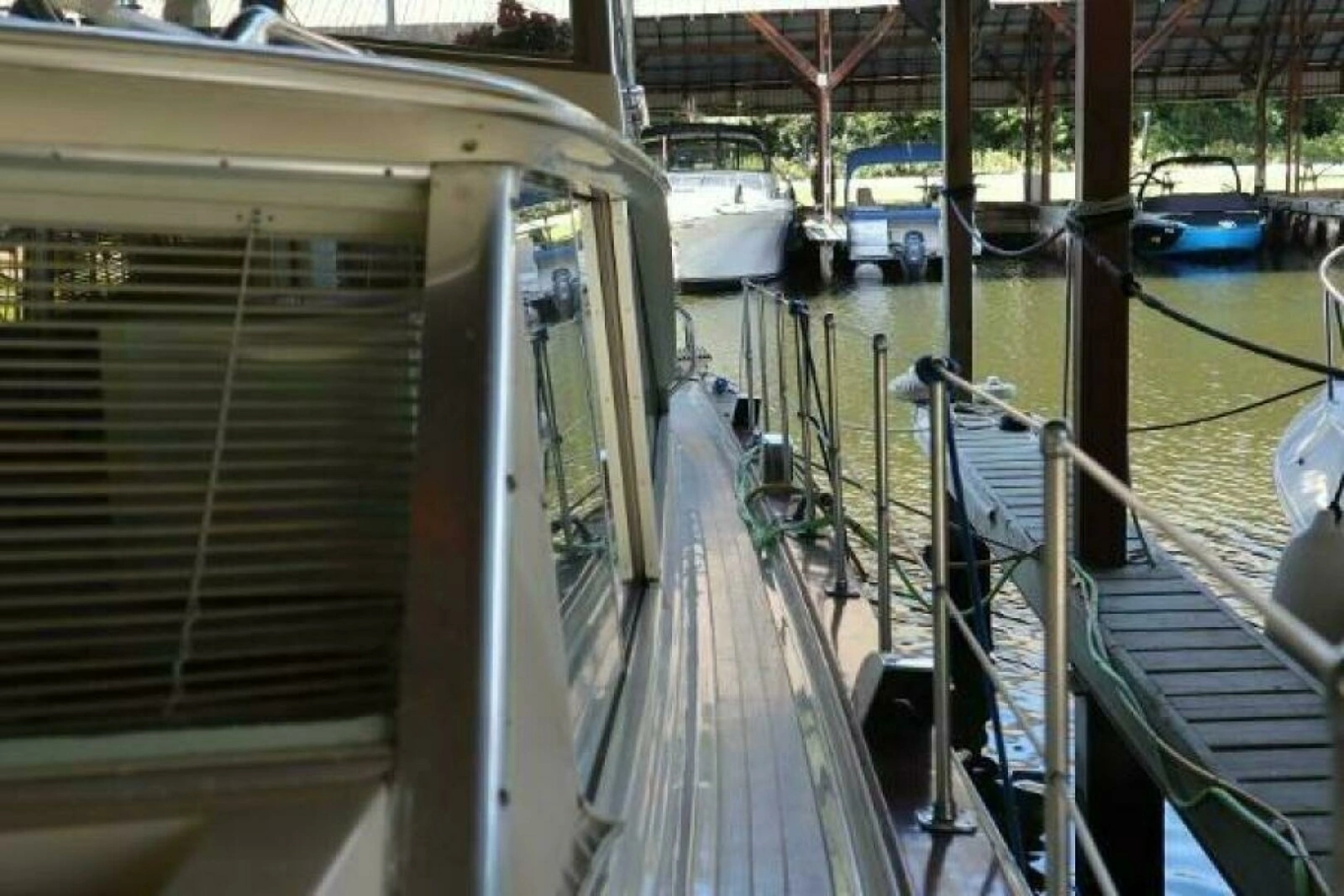 1970 Chris-Craft 42 Commander 42