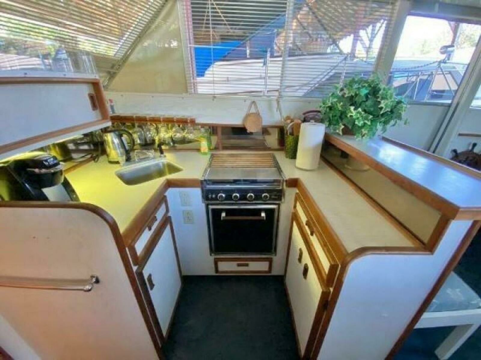 1970 Chris-Craft 42 Commander 42
