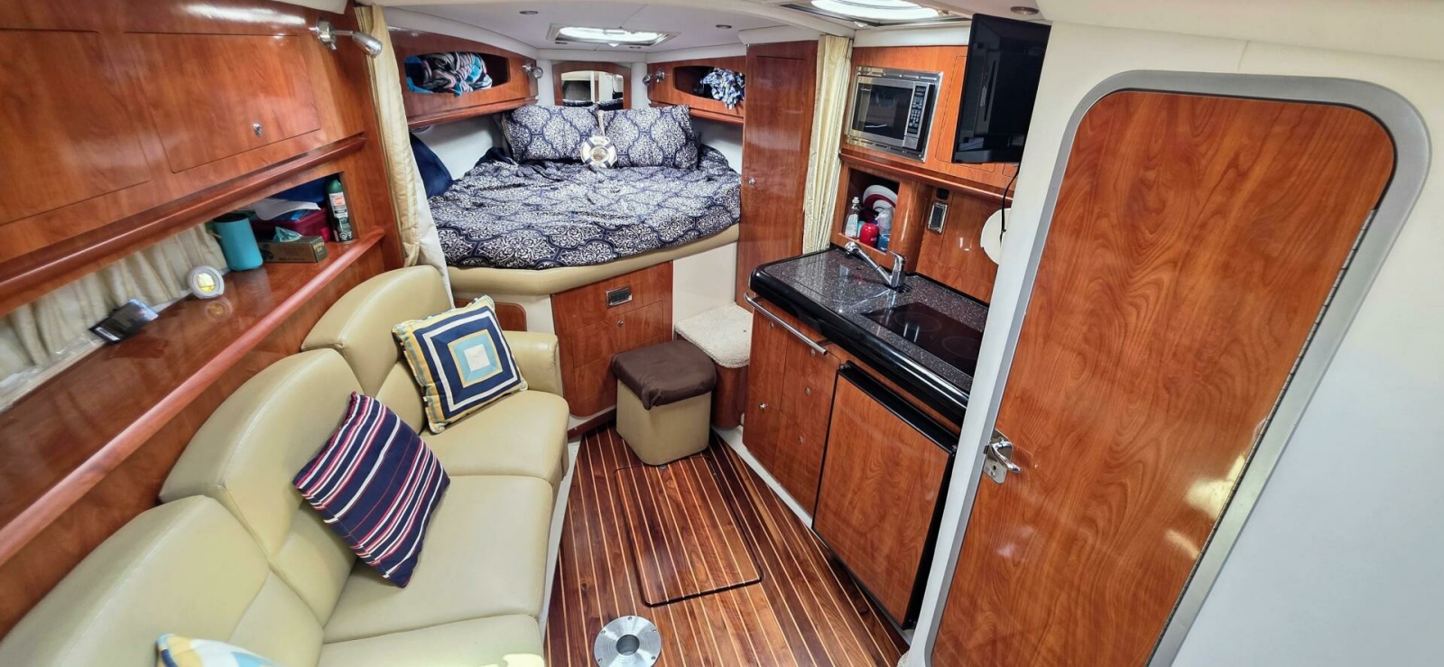 2008 Four Winns 318 Vista 31