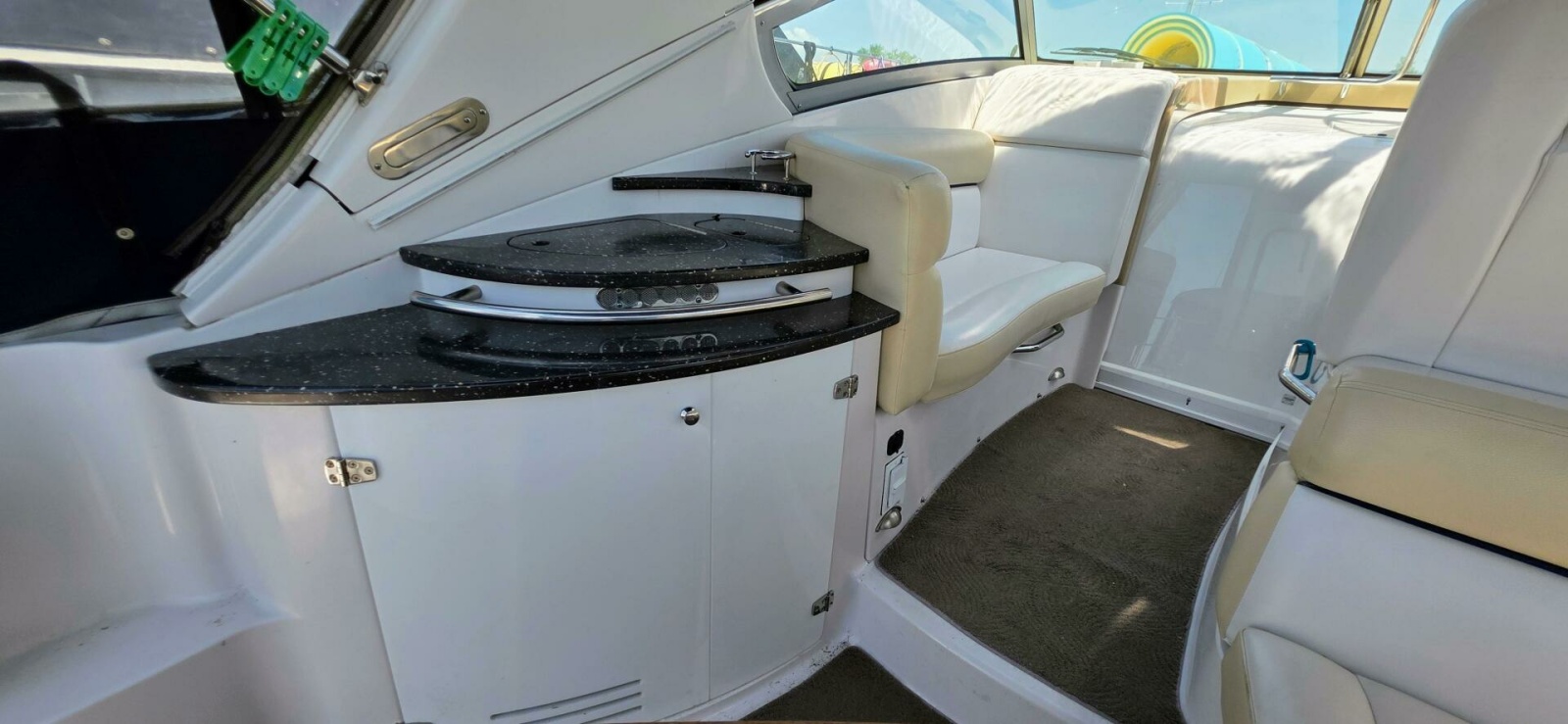 2008 Four Winns 318 Vista 31