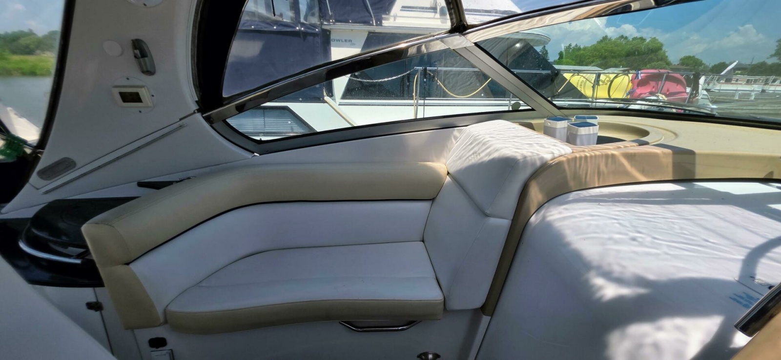 2008 Four Winns 318 Vista 31