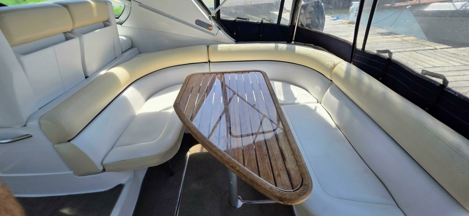 2008 Four Winns 318 Vista 31