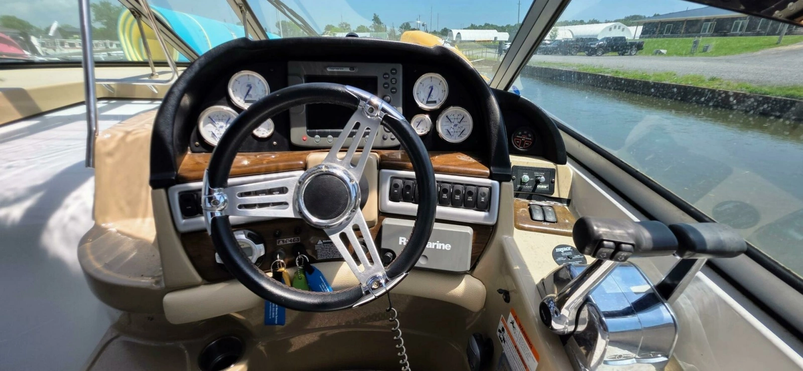 2008 Four Winns 318 Vista 31