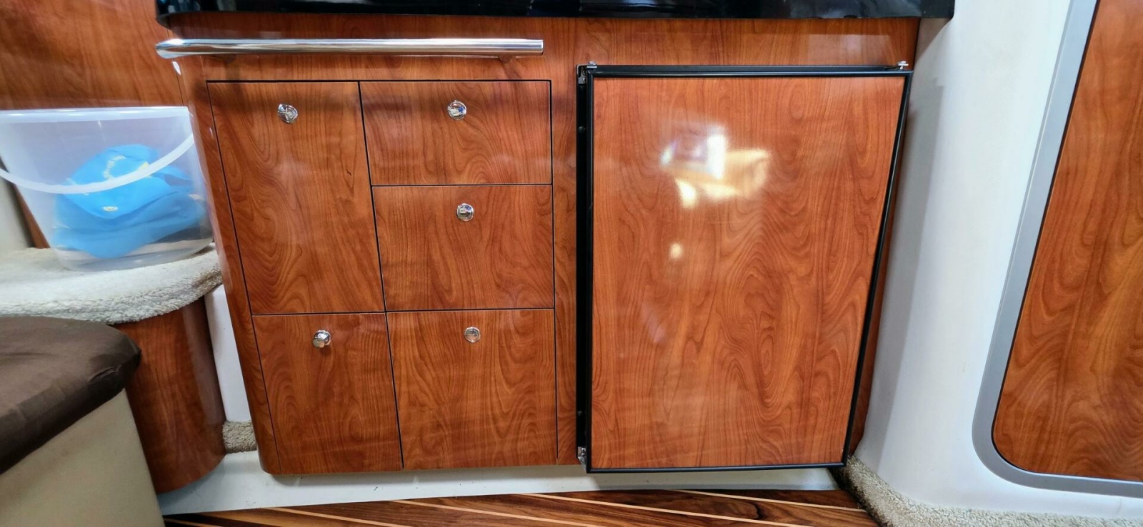 2008 Four Winns 318 Vista 31