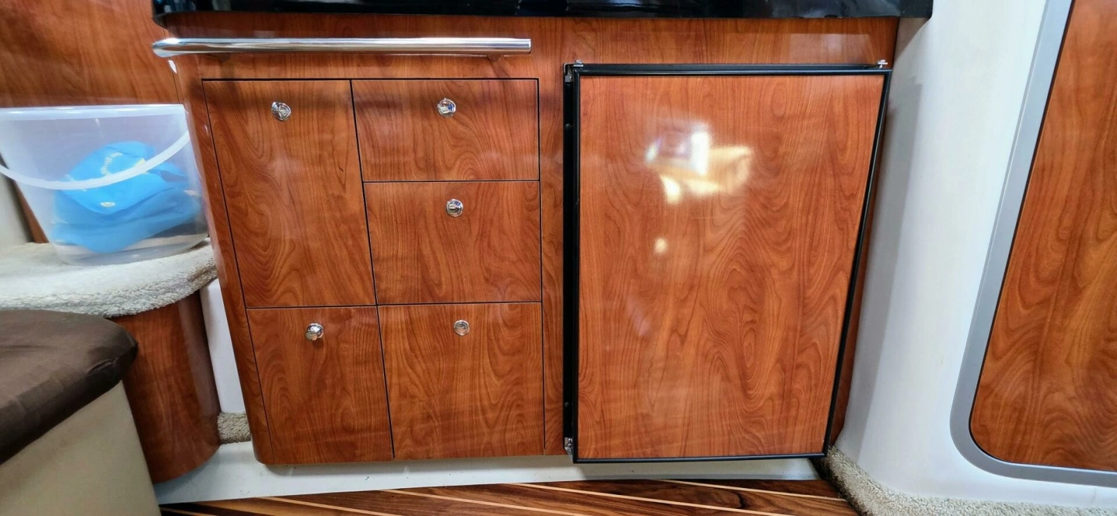 2008 Four Winns 318 Vista 31