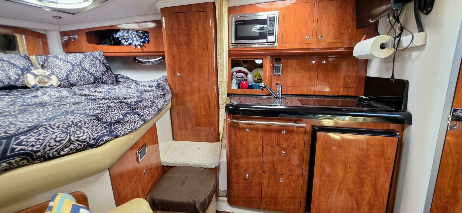 2008 Four Winns 318 Vista 31