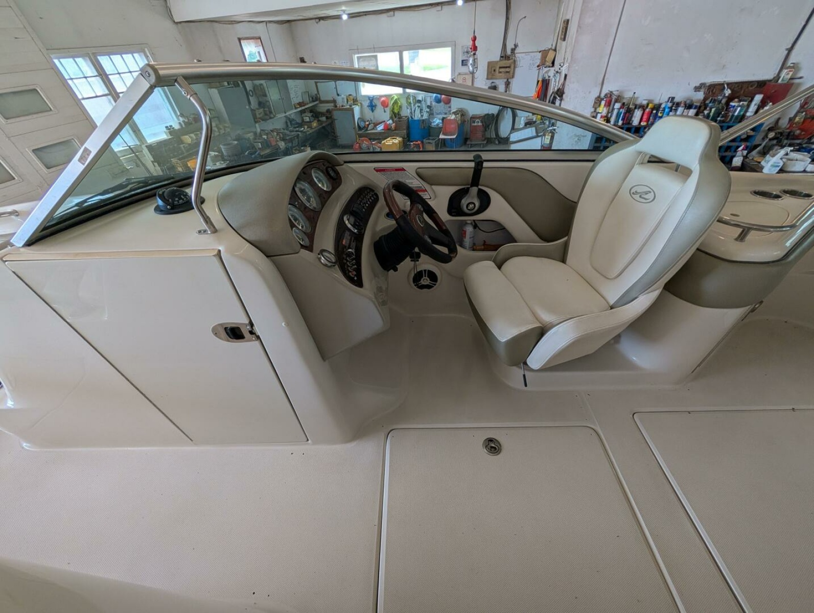 2007 Sea Ray 240 Sundeck 24