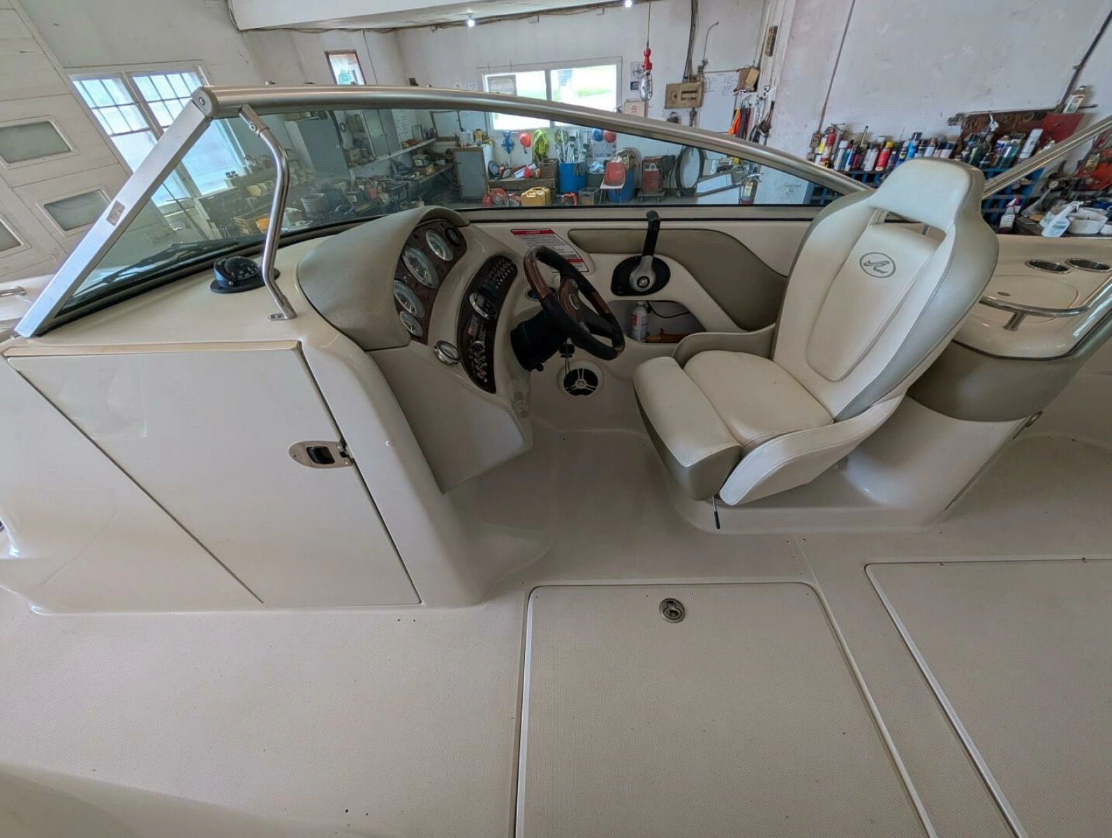 2007 Sea Ray 240 Sundeck 24