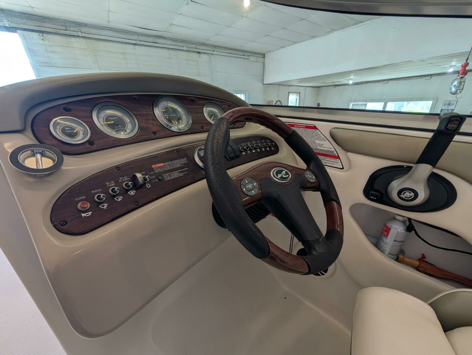 2007 Sea Ray 240 Sundeck 24