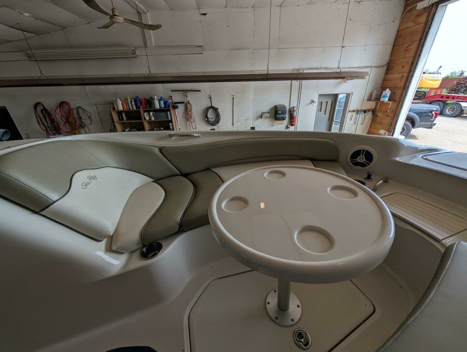 2007 Sea Ray 240 Sundeck 24