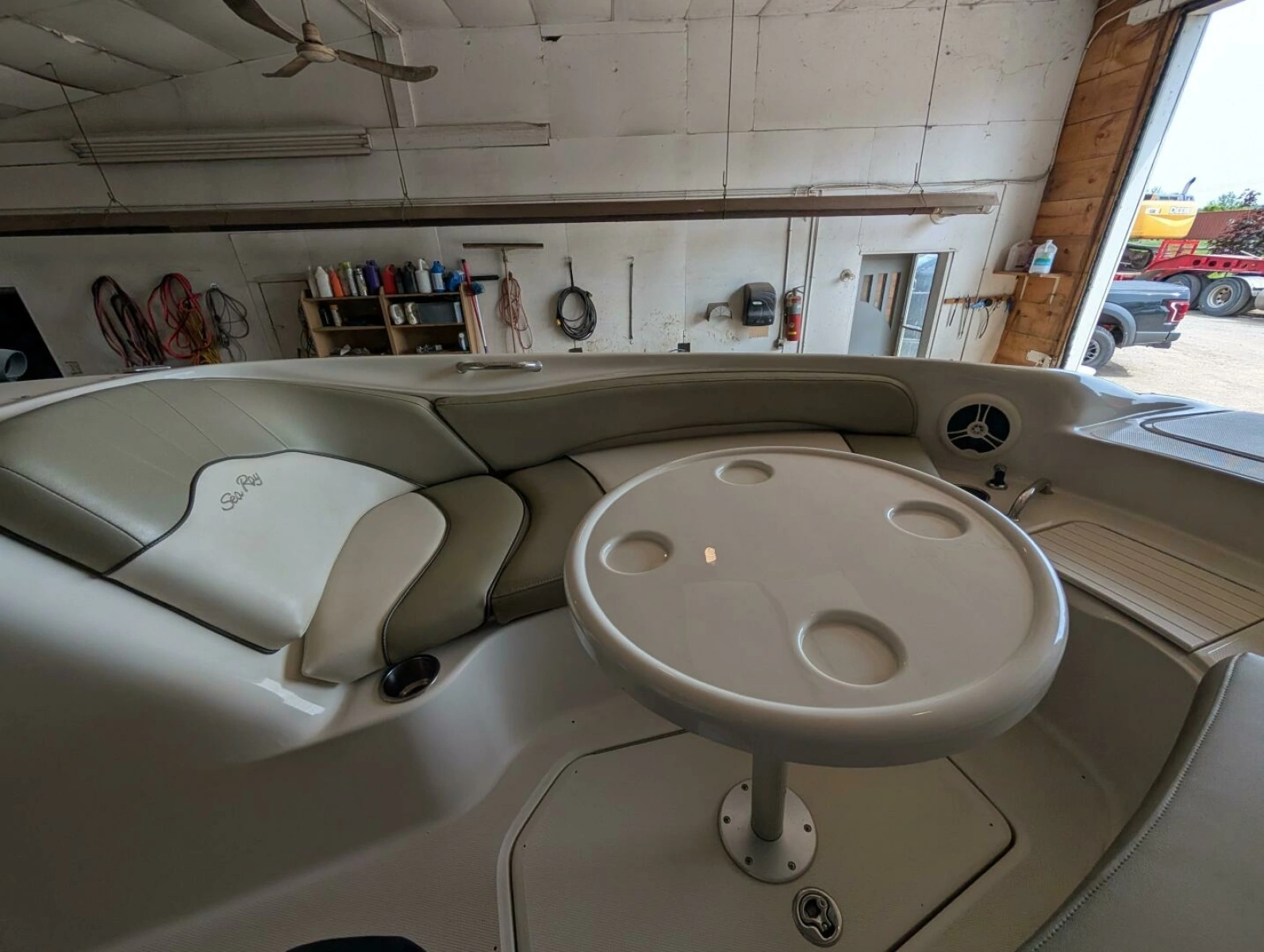 2007 Sea Ray 240 Sundeck 24