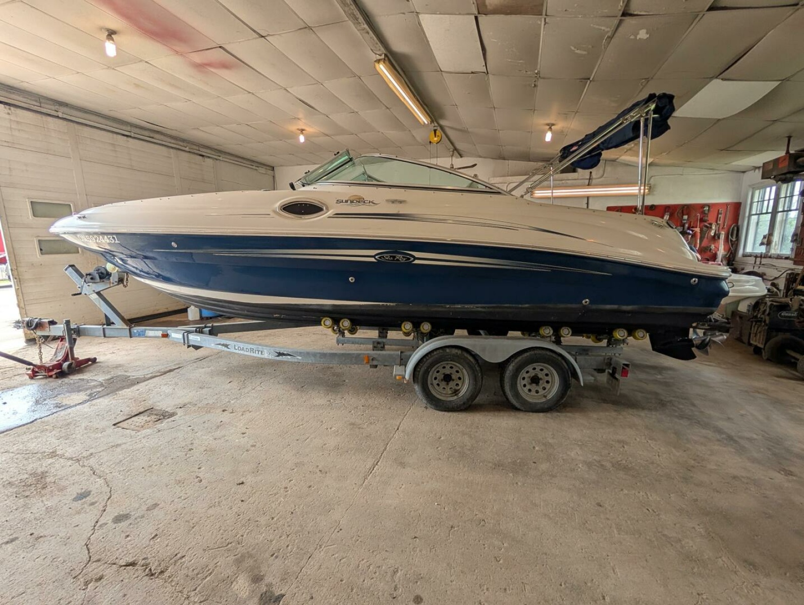 2007 Sea Ray 240 Sundeck 24