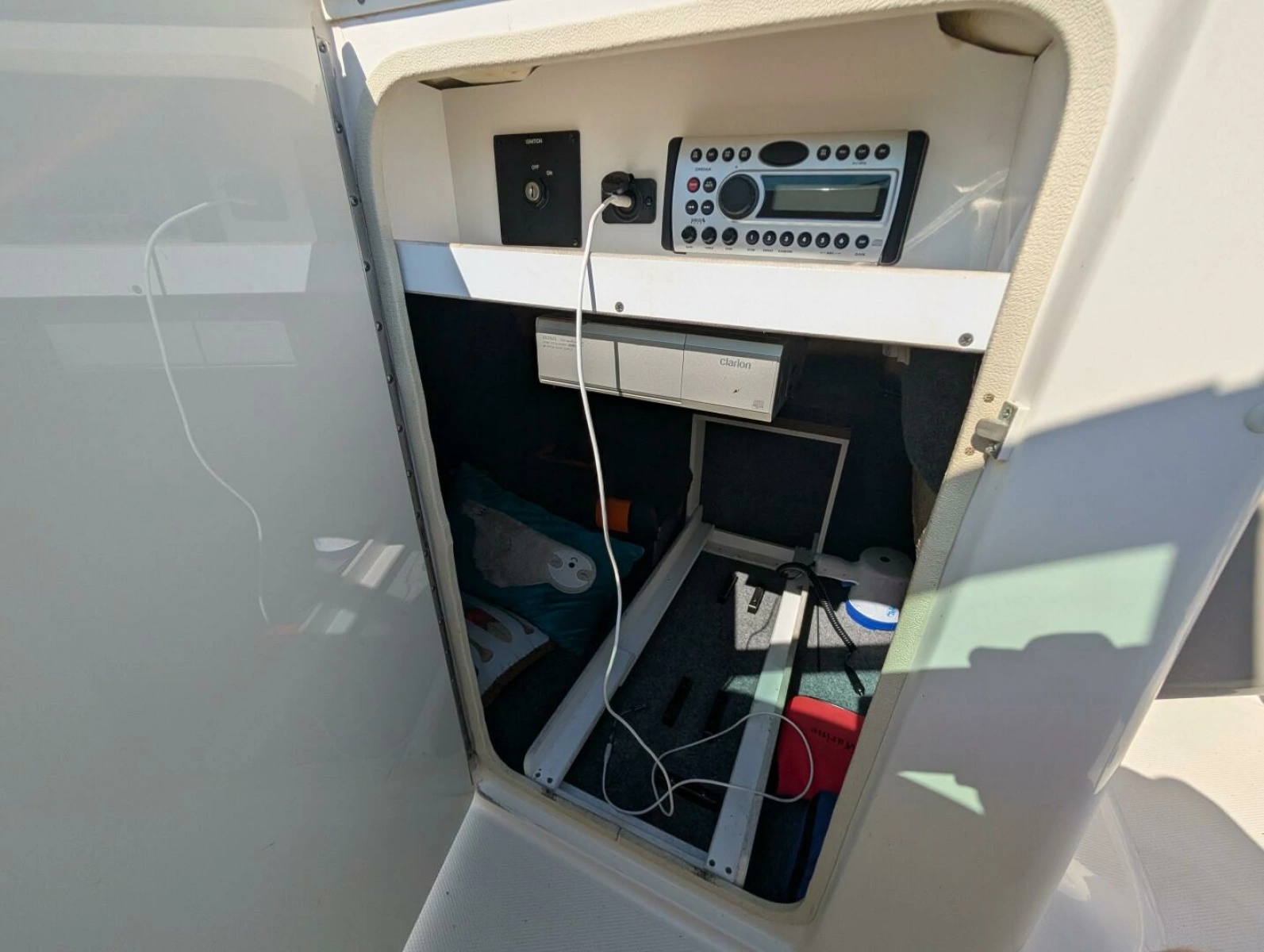2007 Sea Ray 240 Sundeck 24