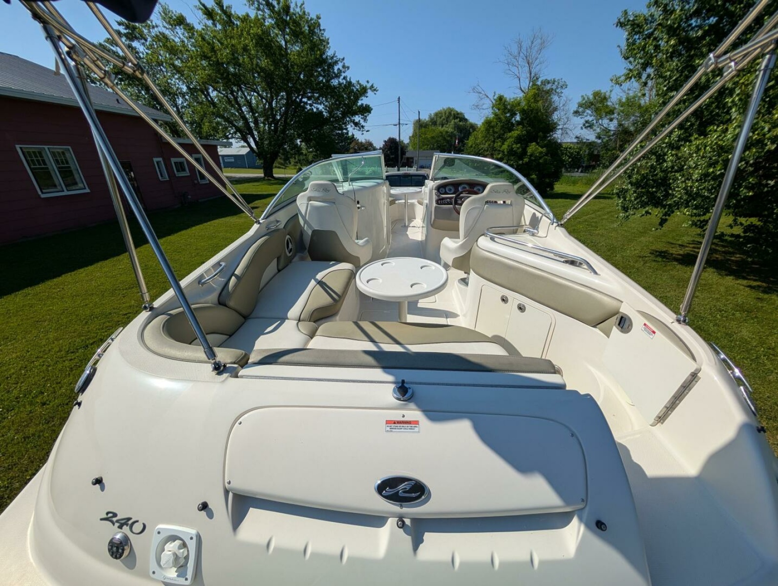 2007 Sea Ray 240 Sundeck 24