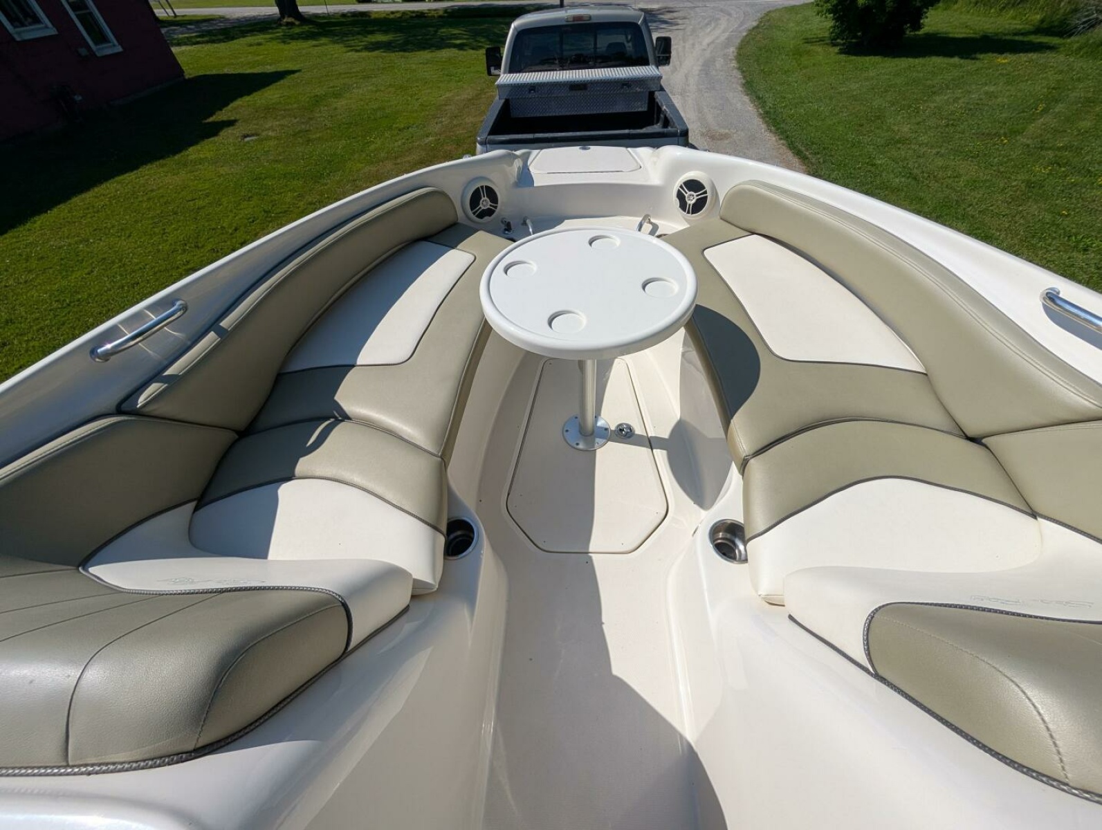2007 Sea Ray 240 Sundeck 24