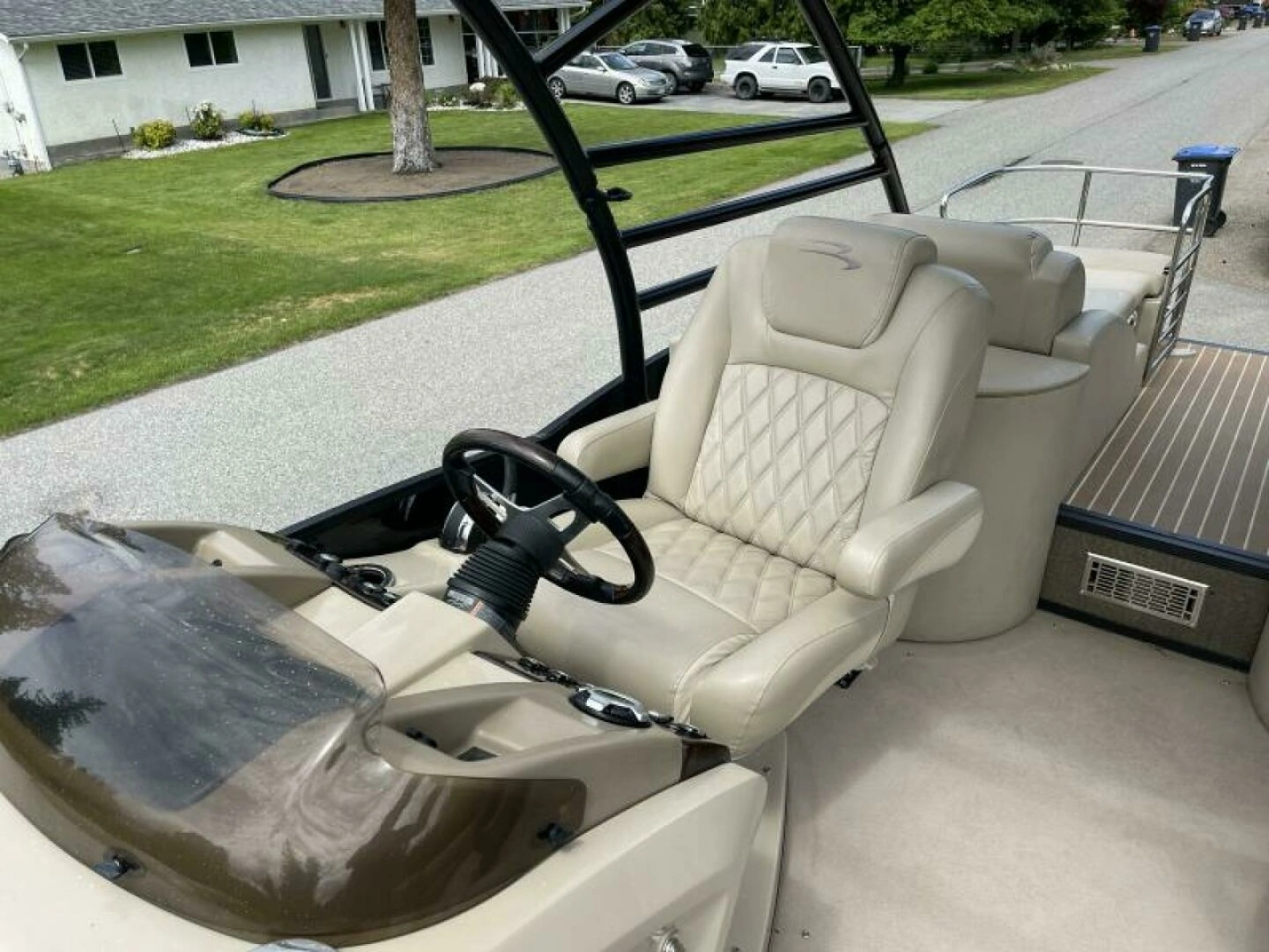 2013 Bennington 2575 QCW 25