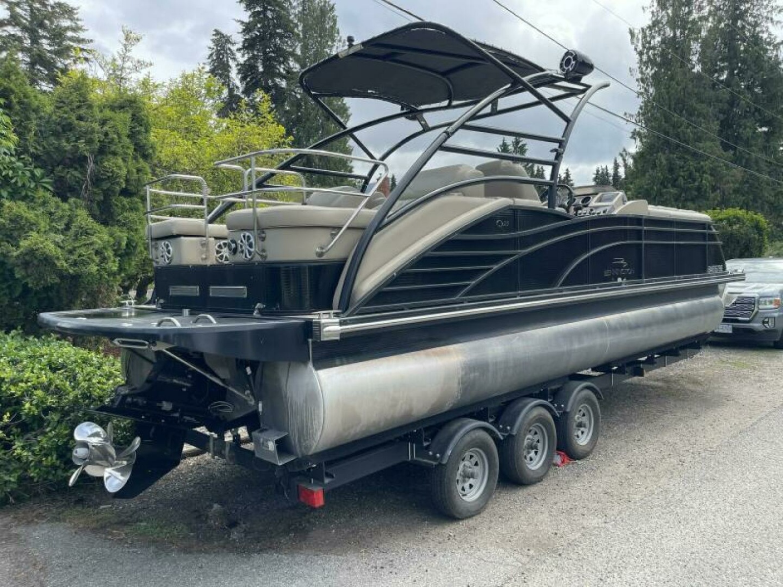 2013 Bennington 2575 QCW 25