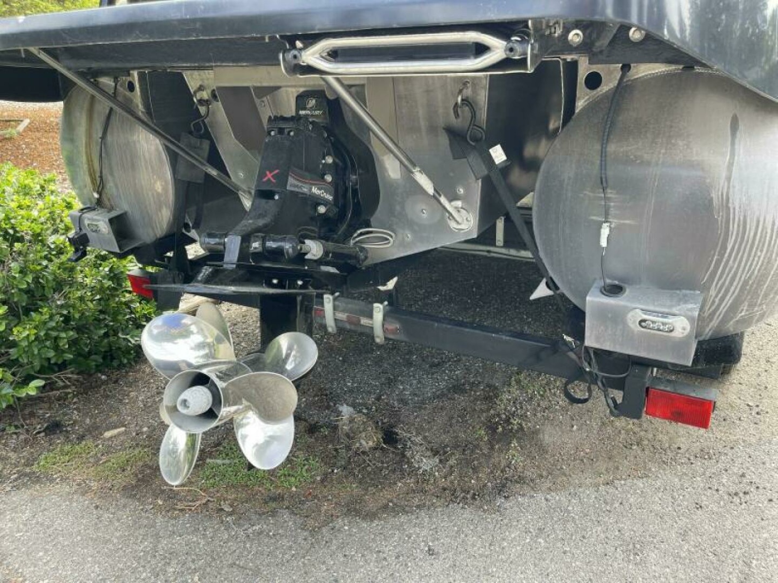 2013 Bennington 2575 QCW 25