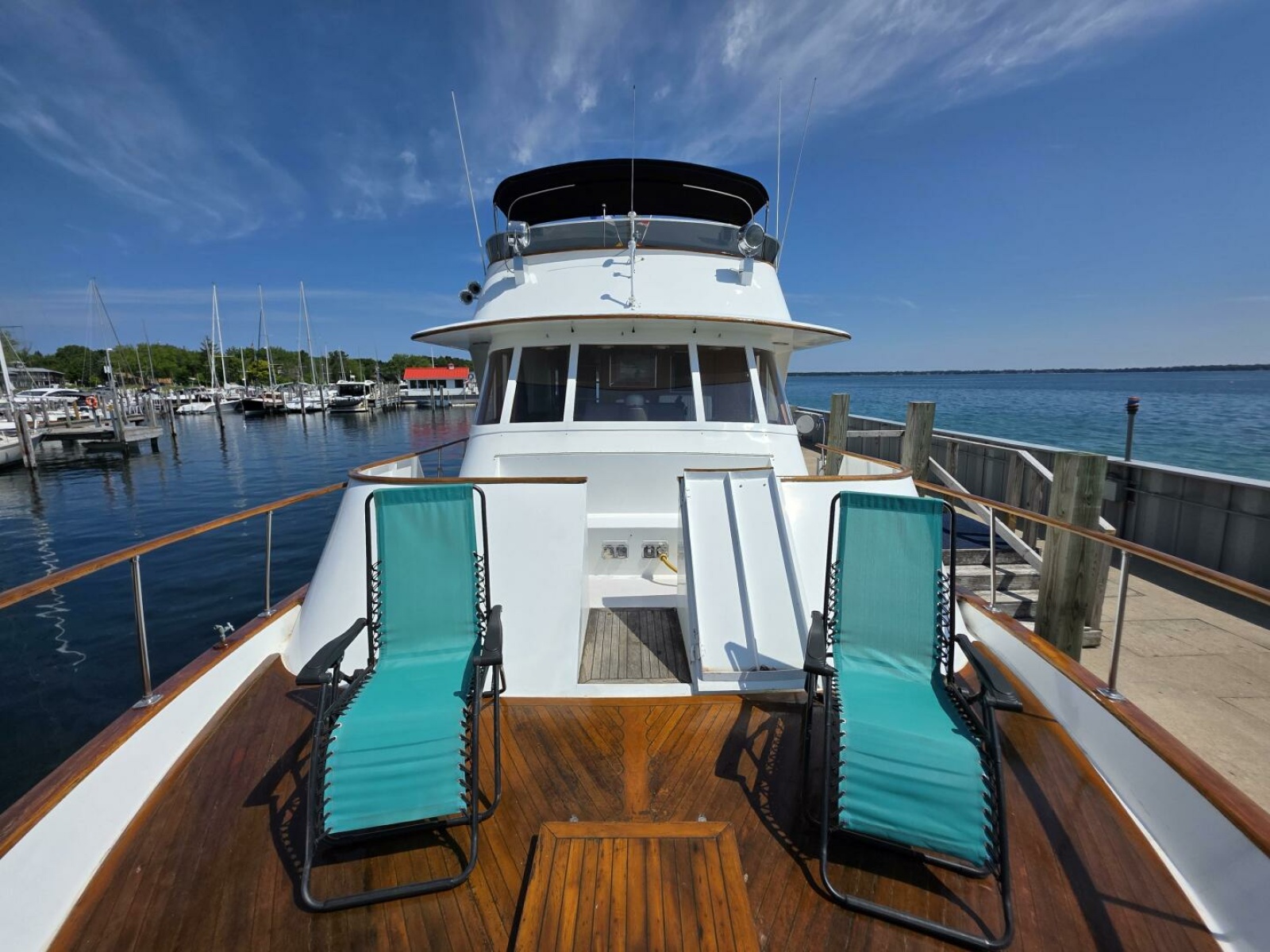 1976 Chris-Craft Roamer 60 60