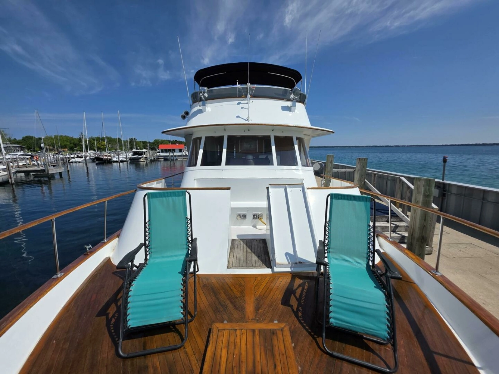 1976 Chris-Craft Roamer 60 60