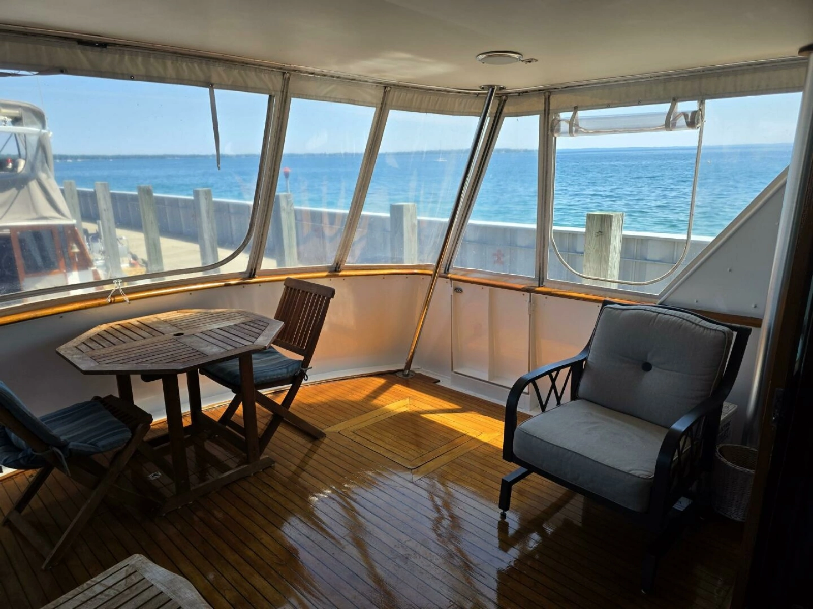1976 Chris-Craft Roamer 60 60