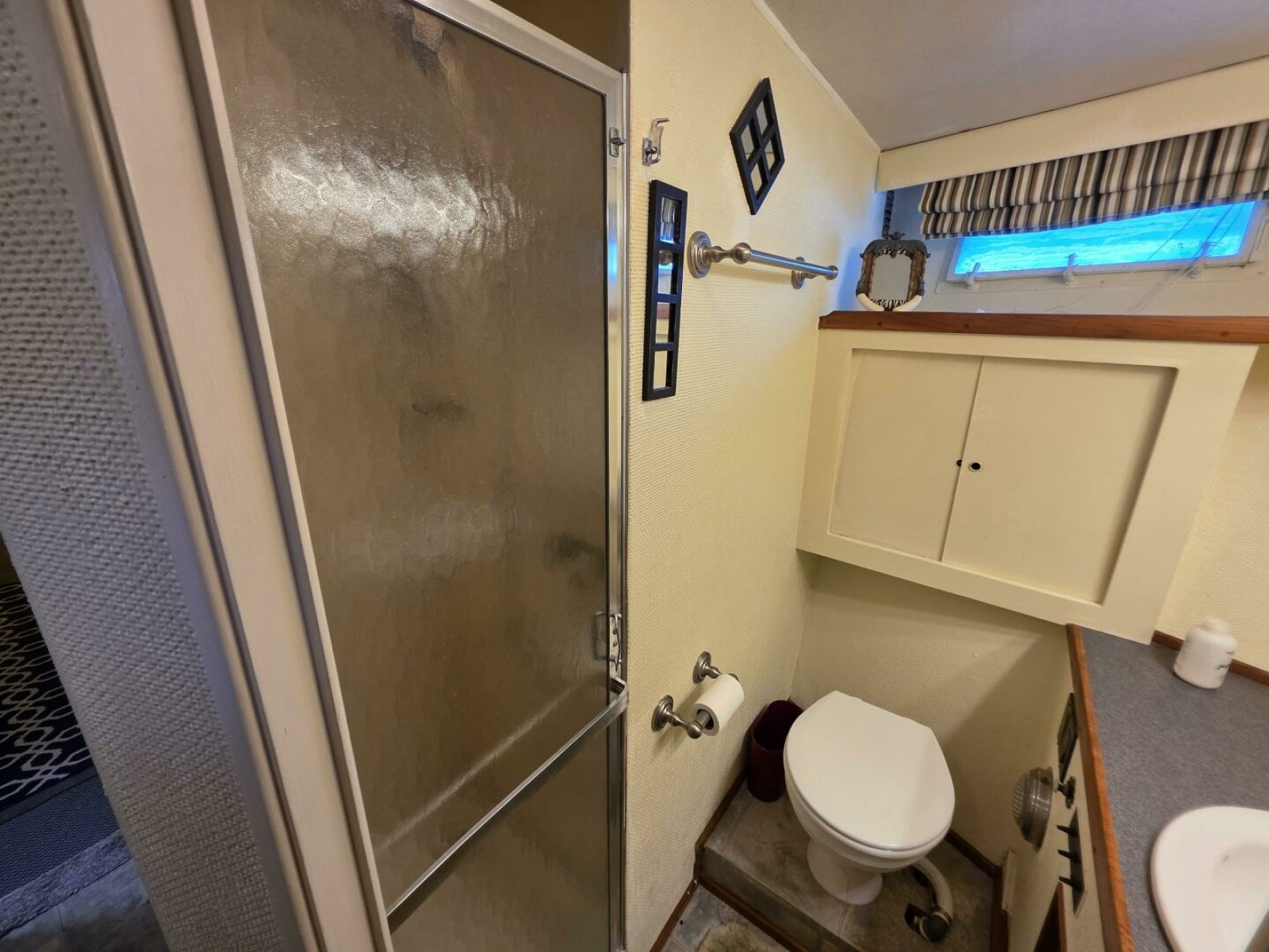 1976 Chris-Craft Roamer 60 60