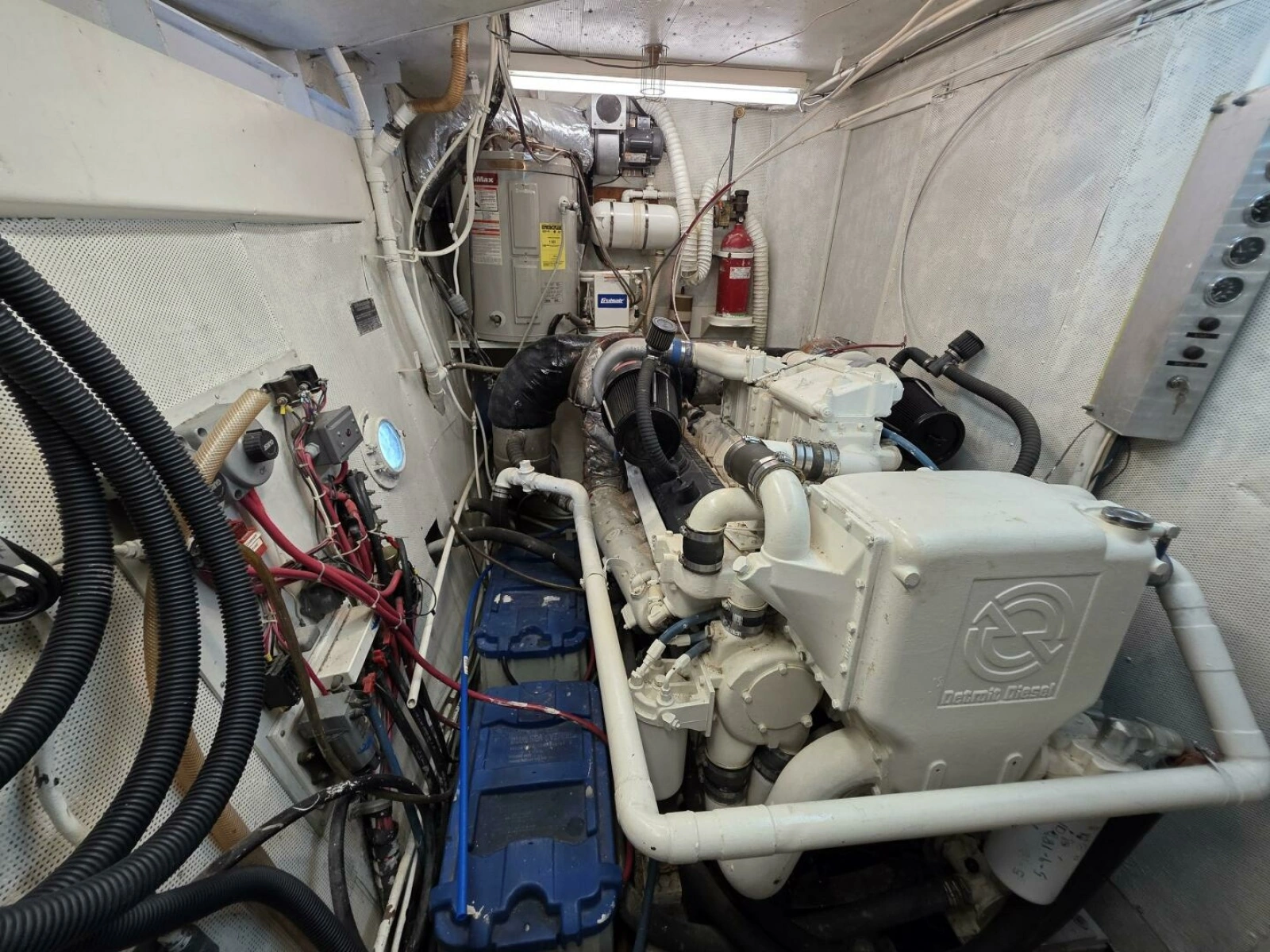 1976 Chris-Craft Roamer 60 60