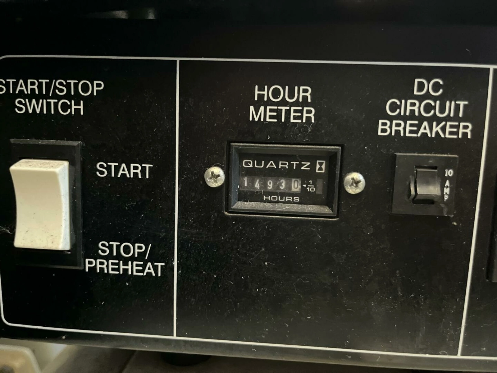 2003 Carver 444 Cockpit Motor Yacht 44