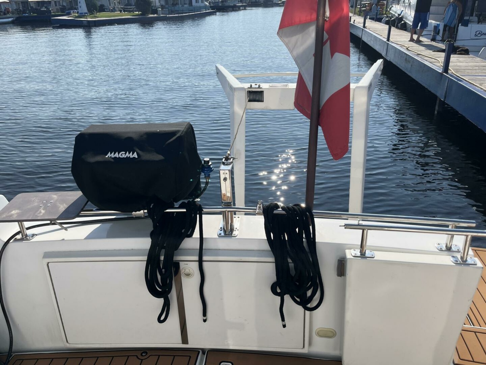 2003 Carver 444 Cockpit Motor Yacht 44