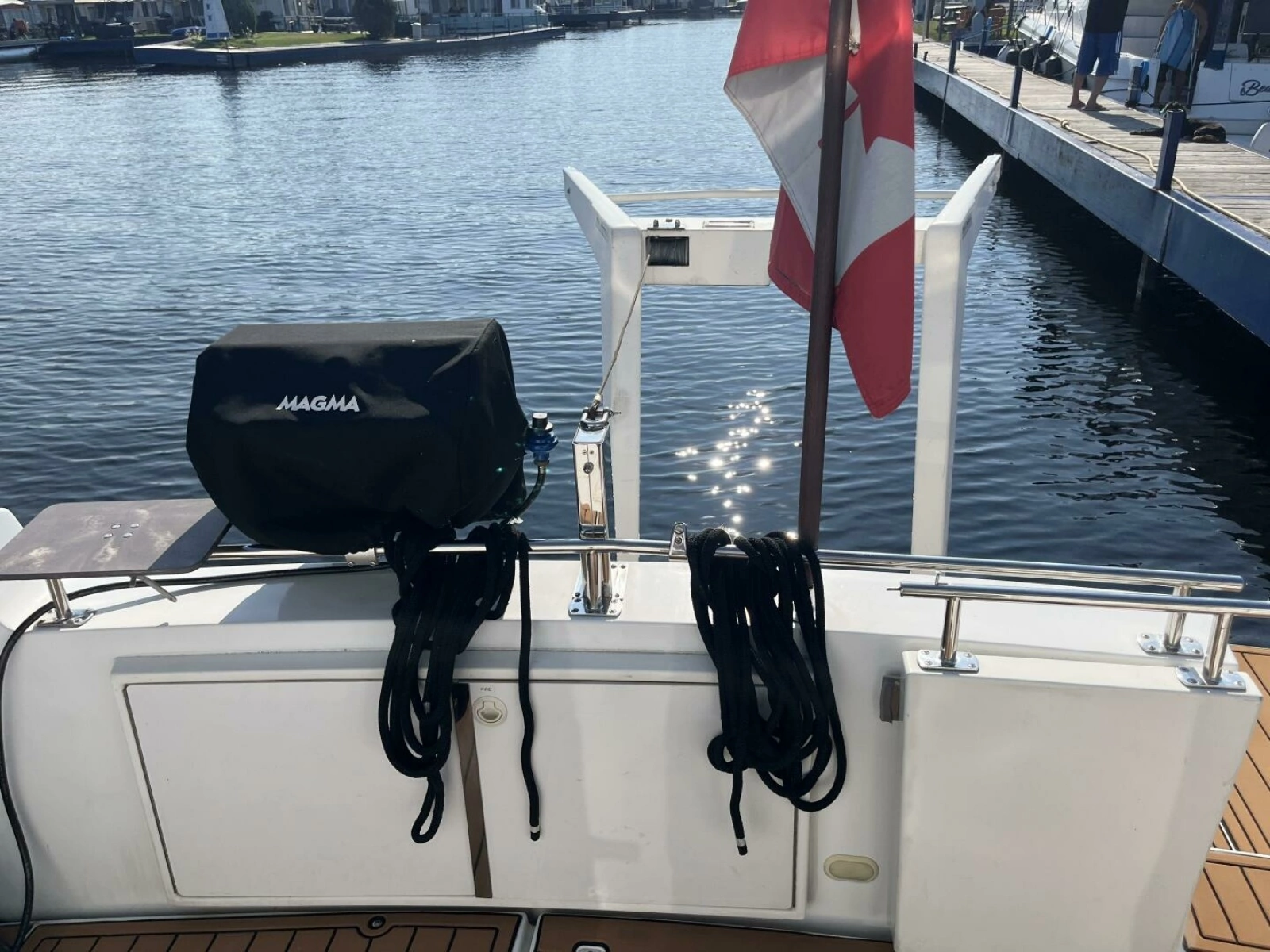 2003 Carver 444 Cockpit Motor Yacht 44