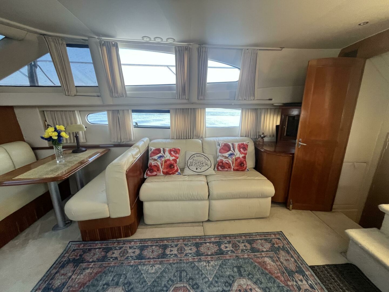 2003 Carver 444 Cockpit Motor Yacht 44