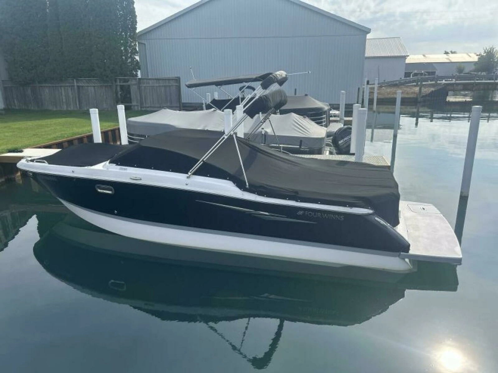 2013 Four Winns H260 26