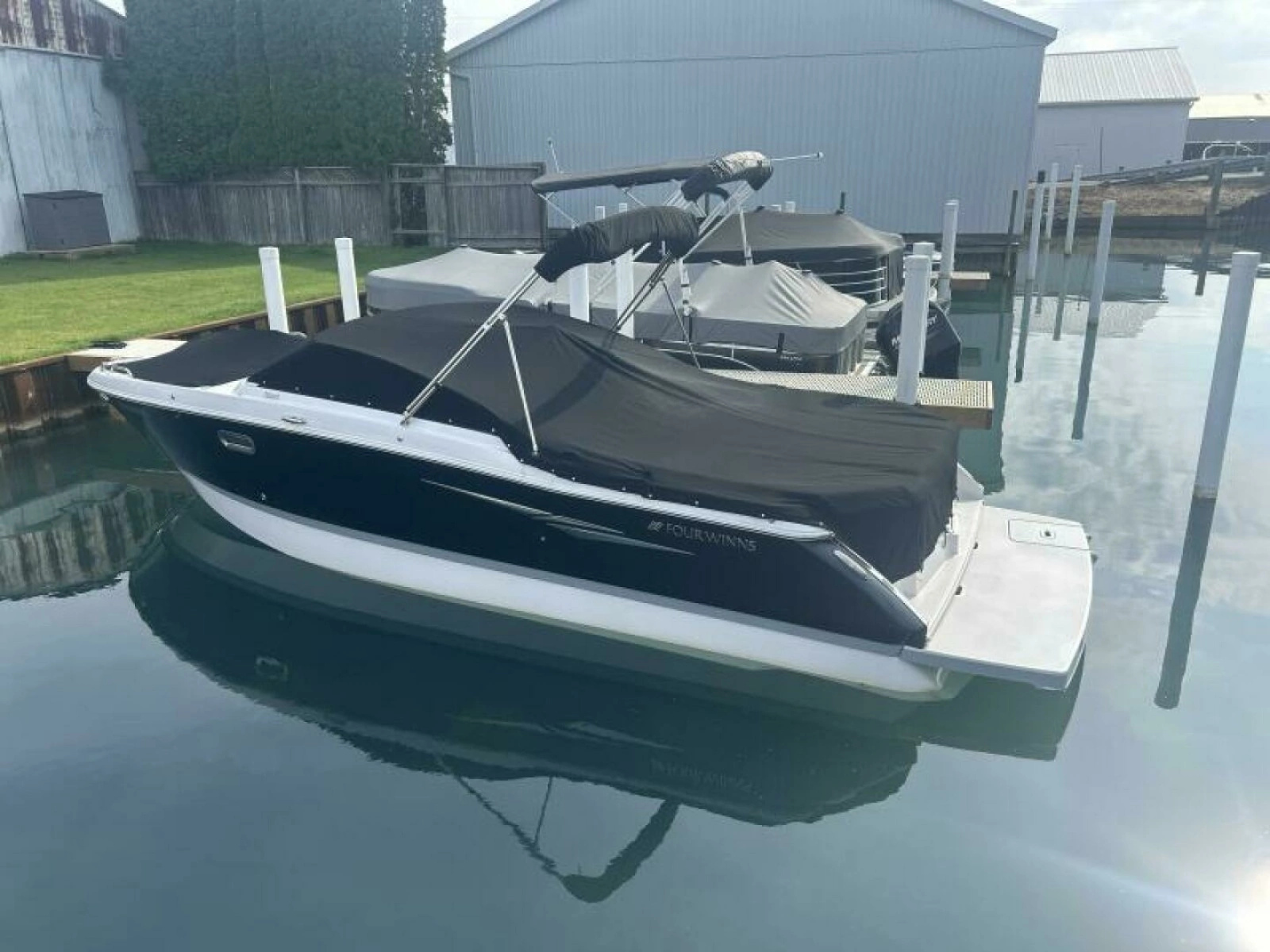 2013 Four Winns H260 26