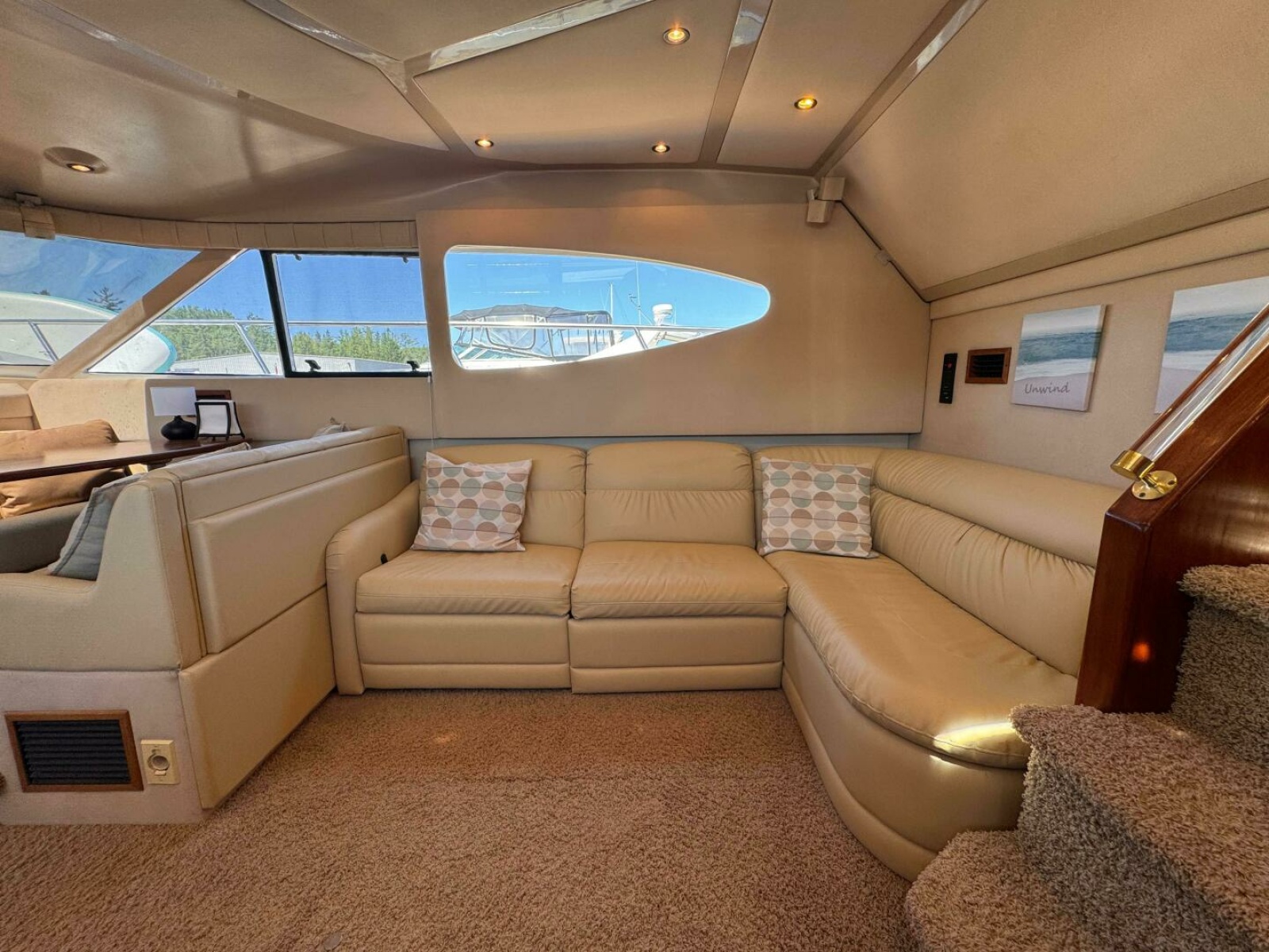 2002 Cruisers Yachts 4450 Express Motor Yacht 45