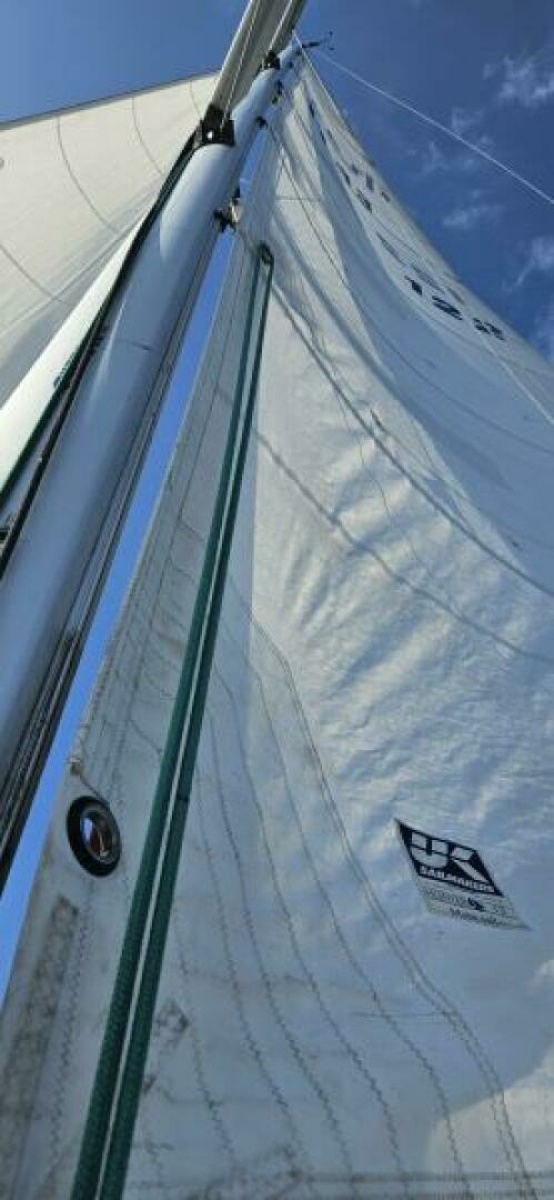 1995 Hunter 430 43