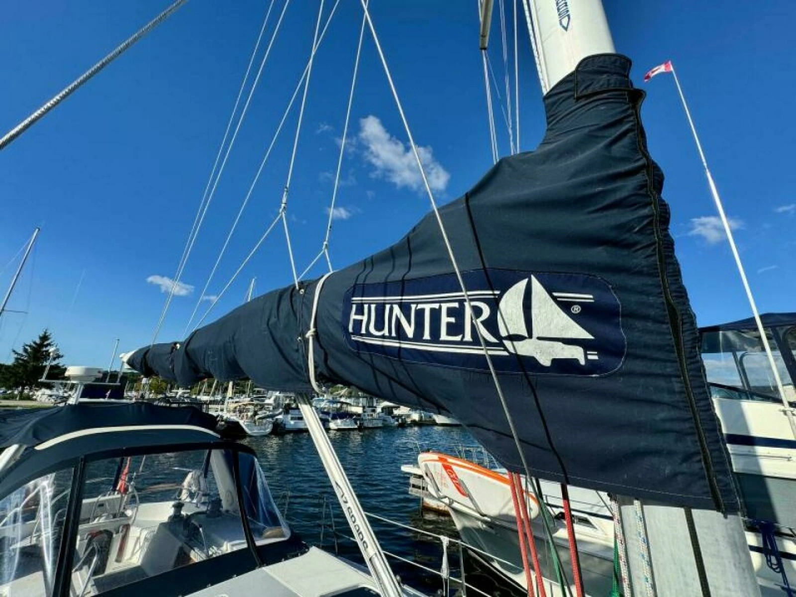 1995 Hunter 430 43